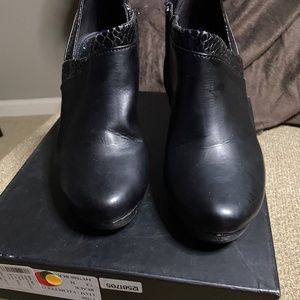 Bandolino Genuine Leather Heeled Shoe Booties